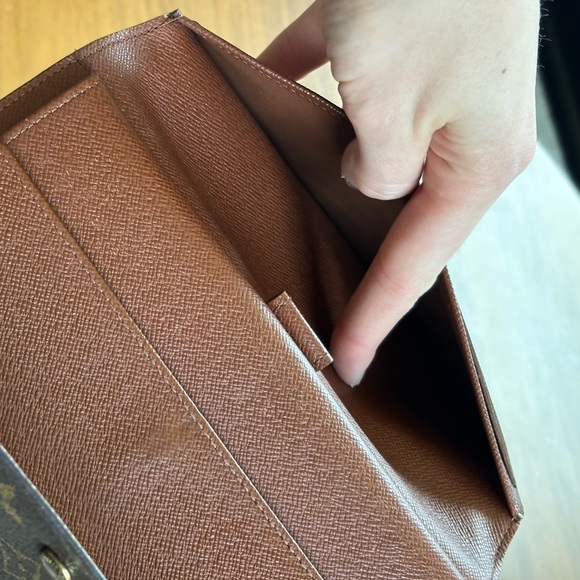 Louis Vuitton Monogram Porte Tresor International Wallet - Picture 7 of 17